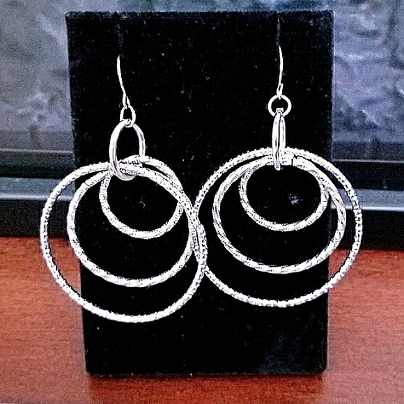 Necklace & Earrings Set Glimmering Circles - Picture 4 of 9